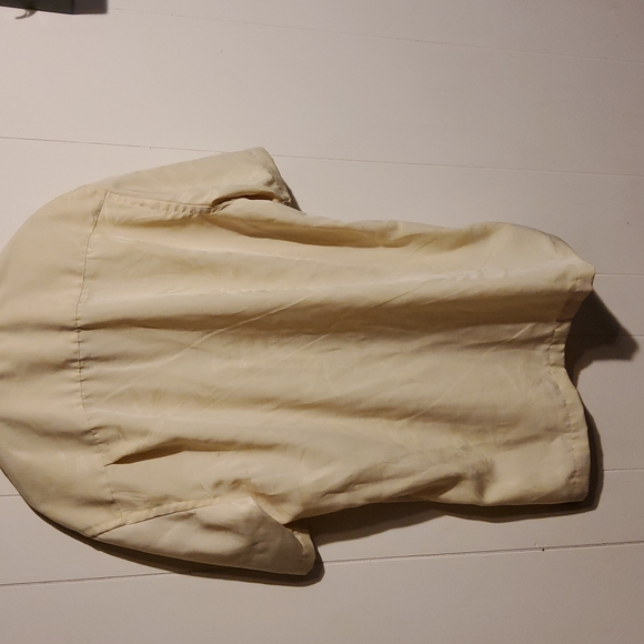 Van Heusen Tropical short sleeve button down medium - Picture 5 of 5